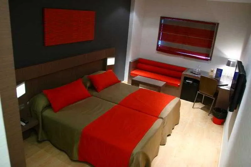 Hotel Granada By Pierre & Vacances