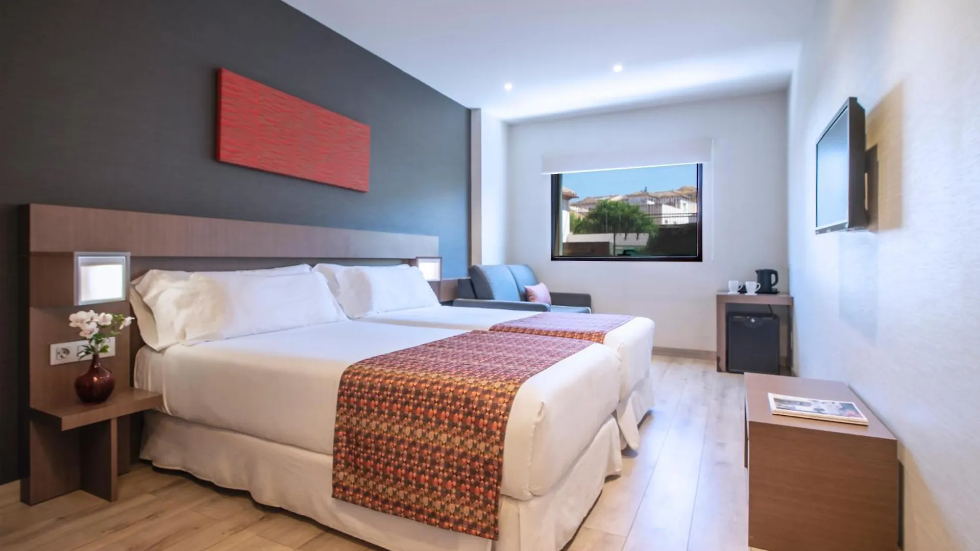 Hotel Granada By Pierre & Vacances 4*,  Spain