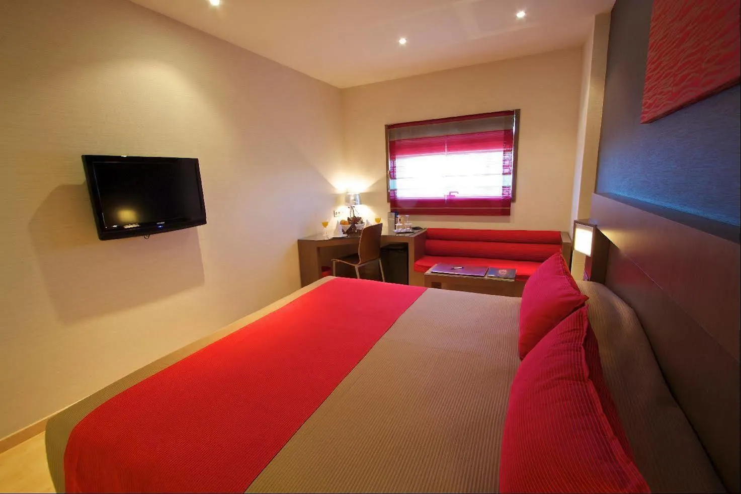 Hotel Granada By Pierre & Vacances