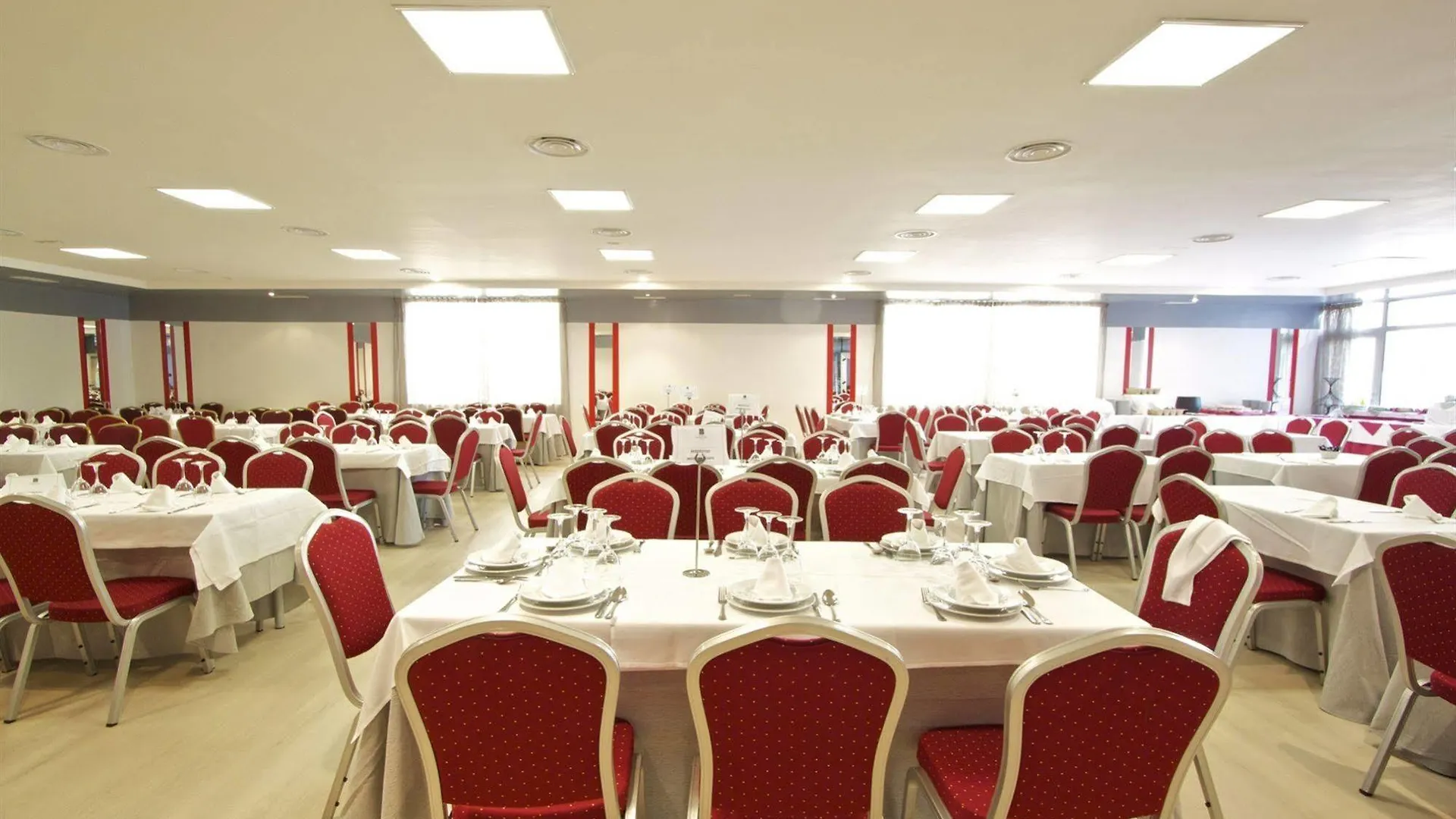 Hotel Granada By Pierre & Vacances