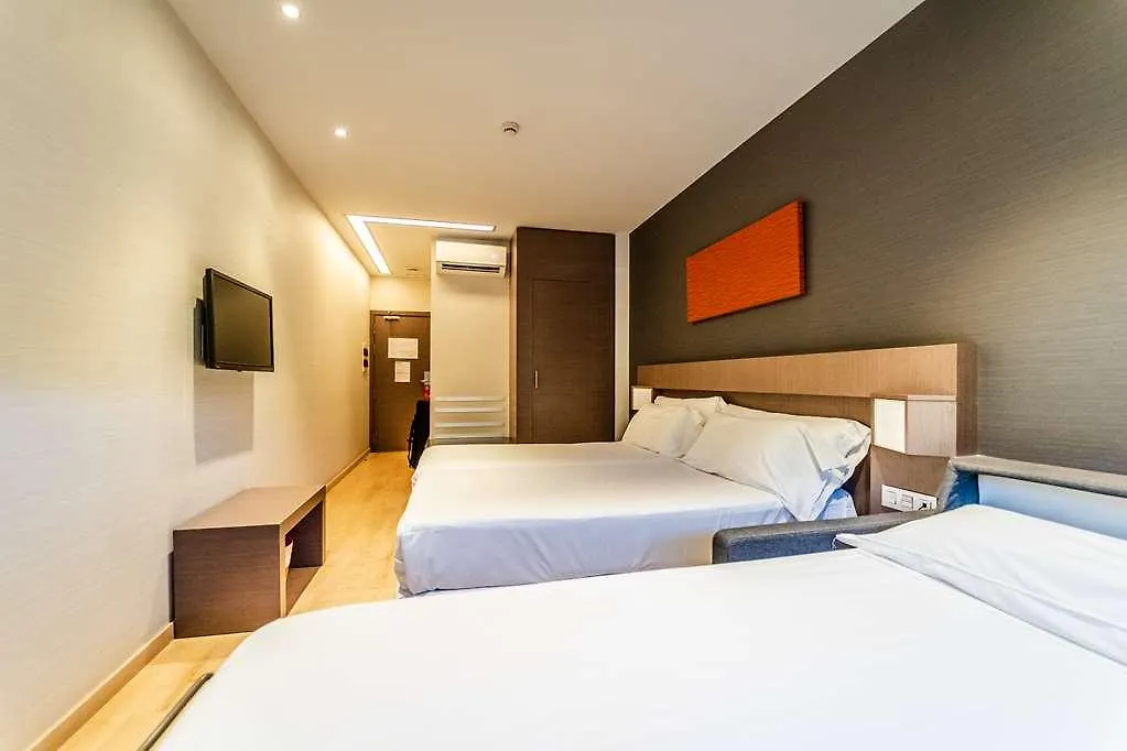 Hotel Granada By Pierre & Vacances 4*,